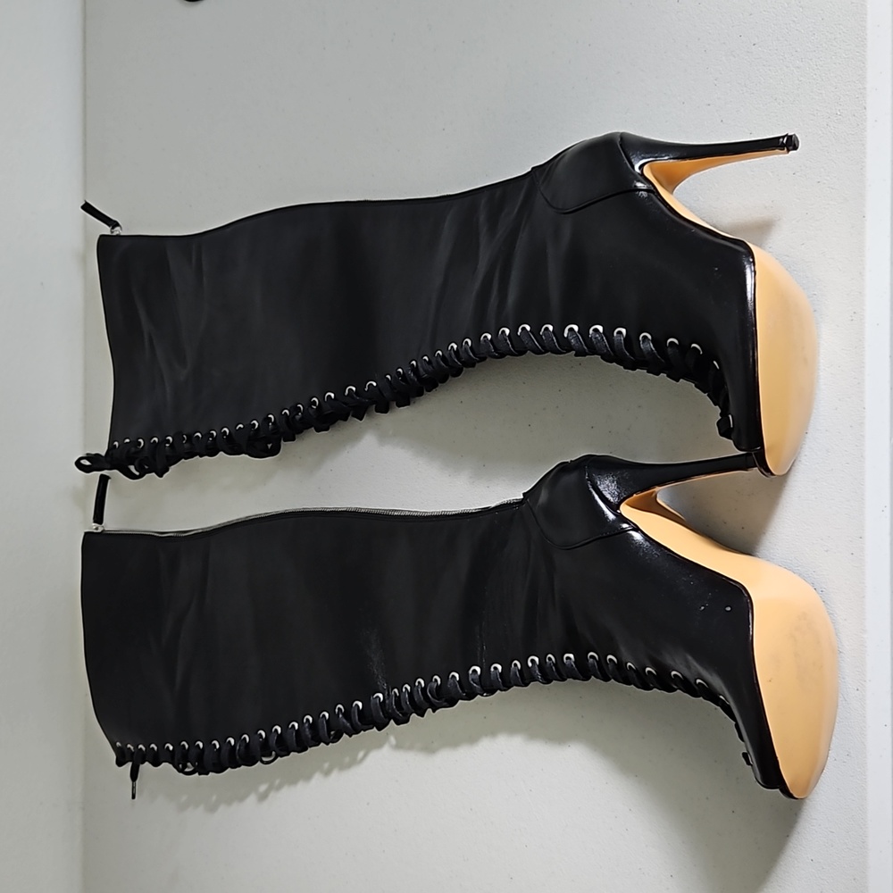 Women's boots